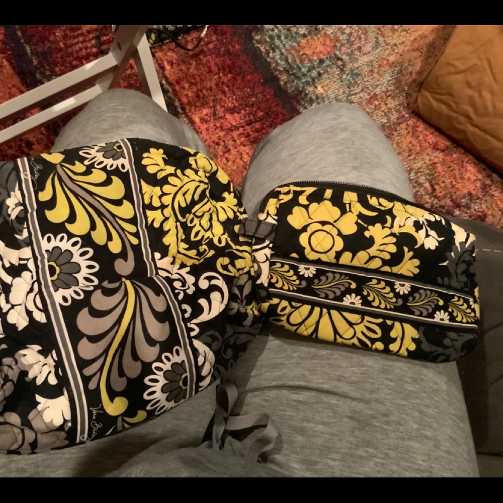 2 VERA BRADLEY BAROQUE GRAB-N-GO COSMETIC BAGS